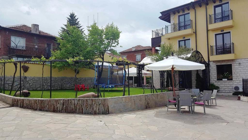 Todoroff Wine Residence Brestovica  Eksteriør billede